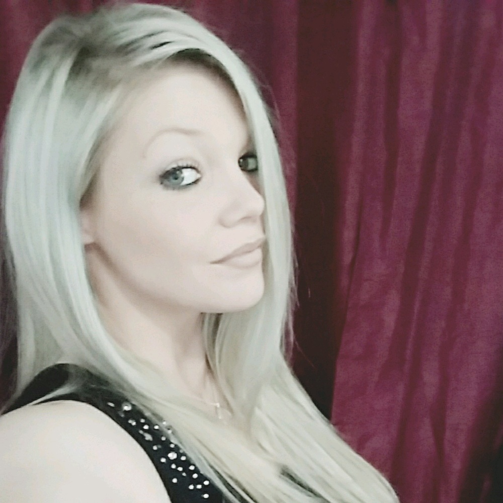 Meet your Posher, Victoria